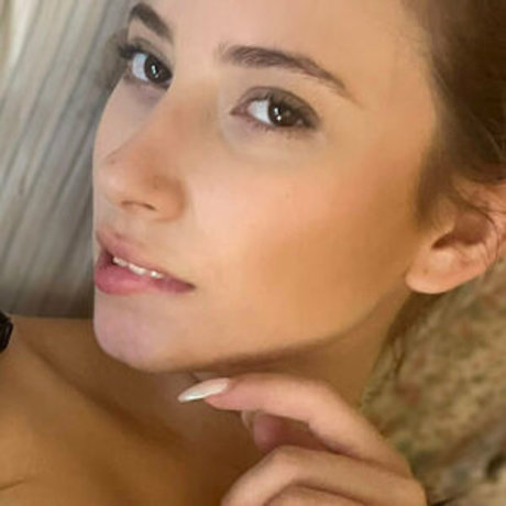 yoursweetpau model beautiful images