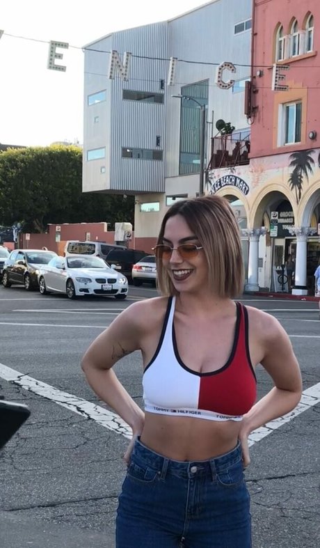 Maria Valero art actress image