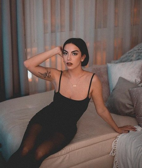 Maria Valero best star img