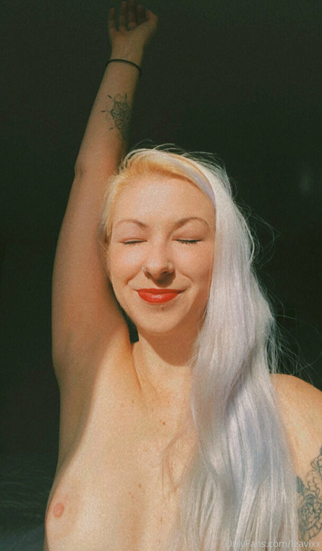 leavixx art actress pics