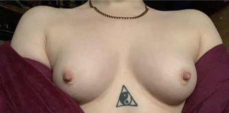 freckle fox best model pic