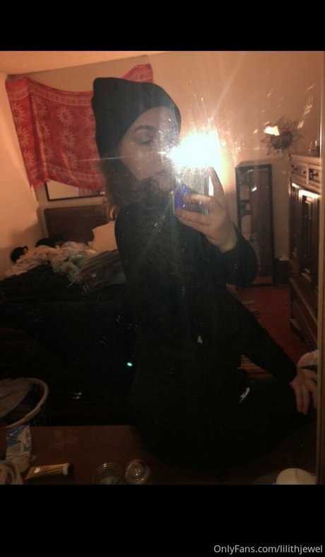 lilithjewel pretty actress pictures