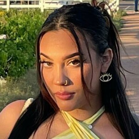 sofialoco18 naked model gallery