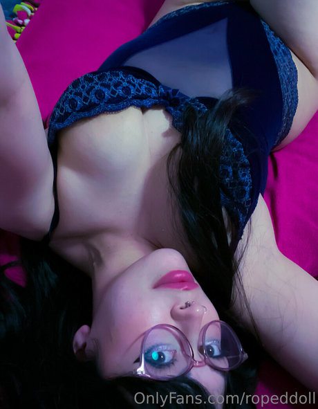 ropeddoll exclusive model archive