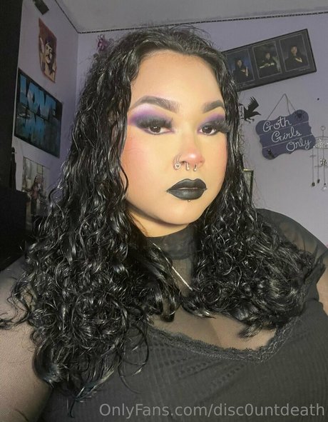 disc0untdeath xxx star photo