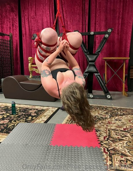 free perky peaches pornstar sexy img