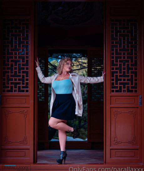 parallaxxx exclusive model pics
