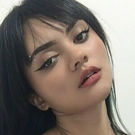 jaddeprecious star nudes pictures