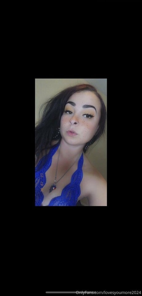 jucierlesbians pornstar naked photo