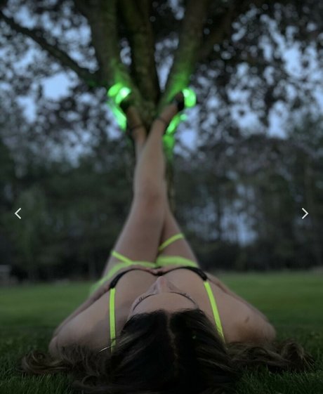 xxxbritxxx model erotic photos