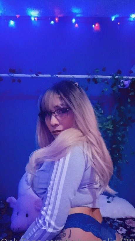 babyrosalia420 pornographic star img