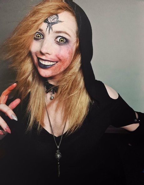 vixxenvalkyrie Profile pic