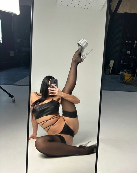 alinajimmychoo pornographic actress pics