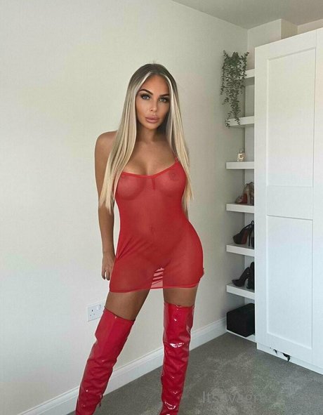 itsavagrace pornstar nude picture