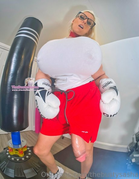 thebustysasha model sexy image