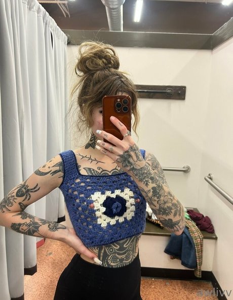 Awlivv pornstar adult galleries