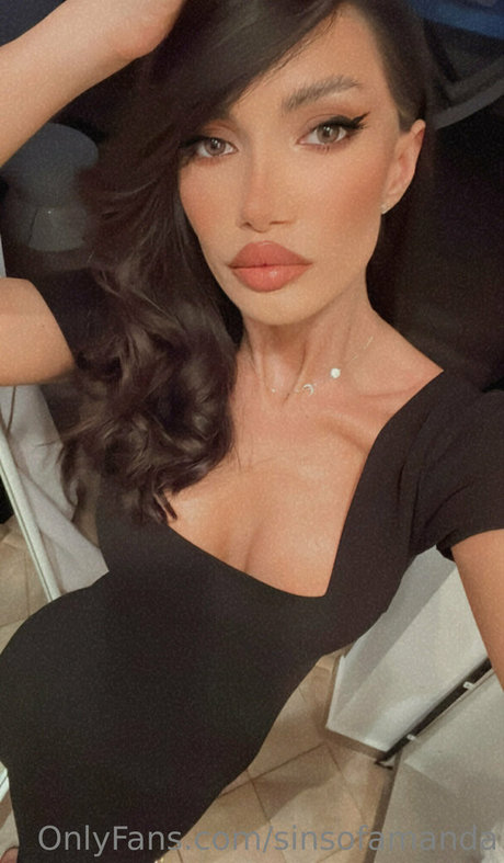 sinsofamanda pornstar beautiful pics