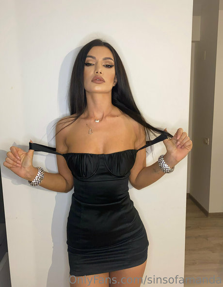 sinsofamanda model sexy photo