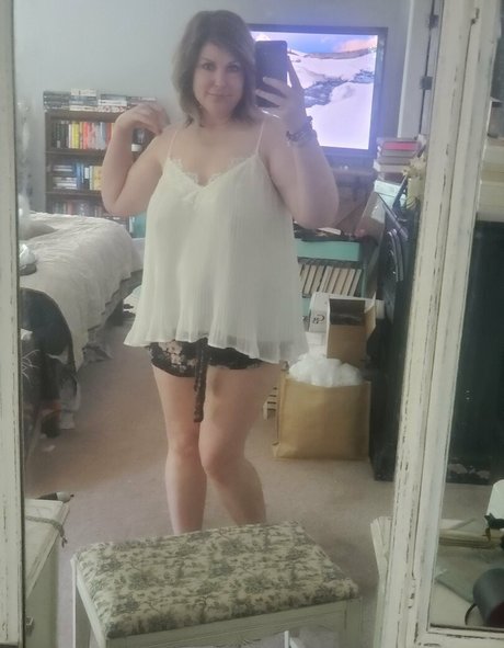 bee88i xxx actress pictures