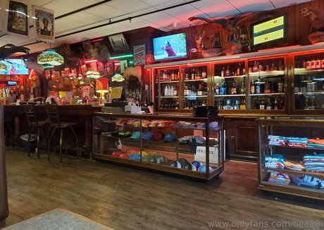 bee88i art model photos