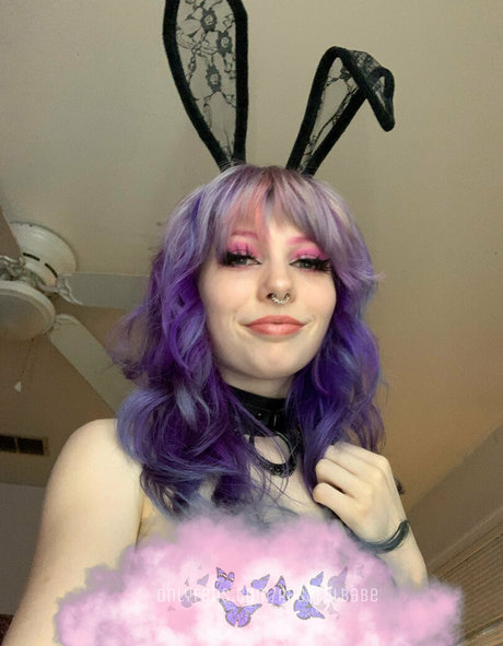 cookiecumbz model nude pictures