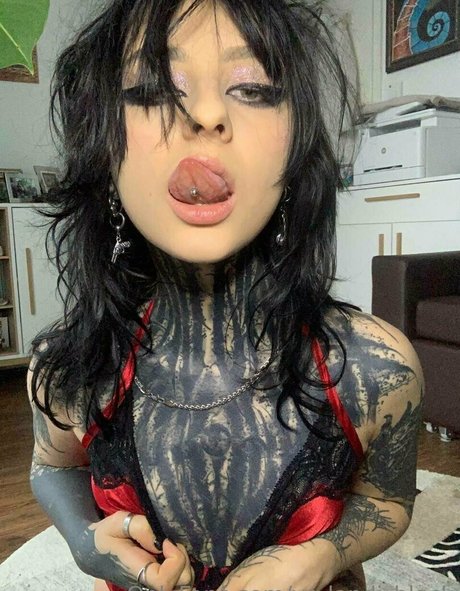 yo landi black perfect pornstar gallery