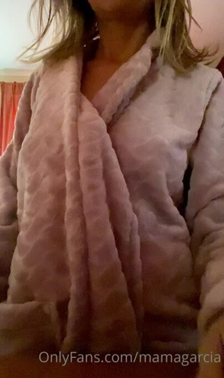 mamagarcia art model gallery