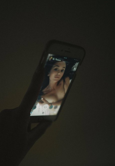 holylovesmolly pornstar pretty image