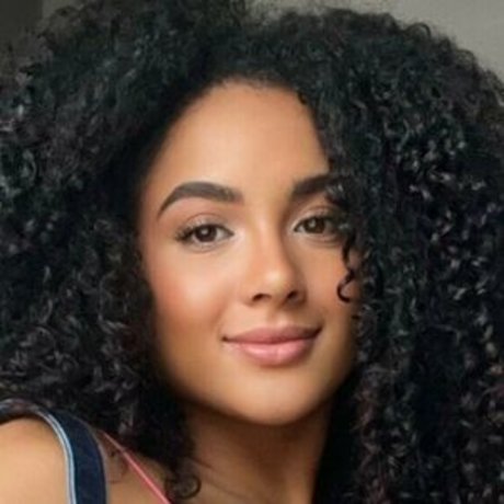 Gabi Melo model nude image