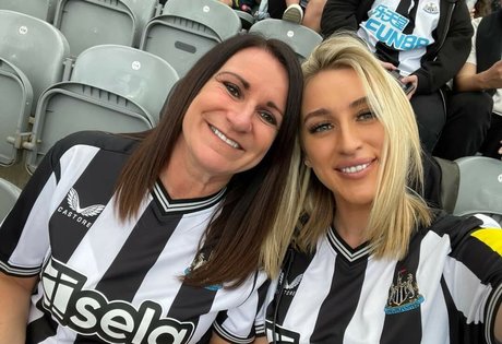 Lauren Day hd actress galleries