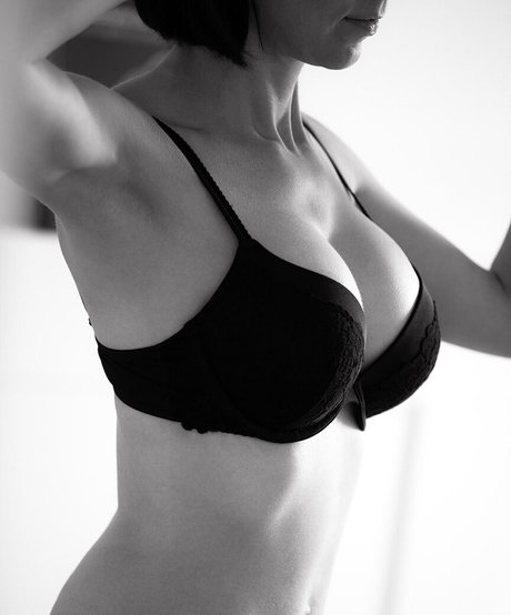 chloe b chloe pretty pornstar galleries