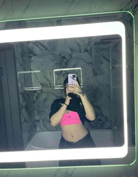 melanie dark star beautiful img