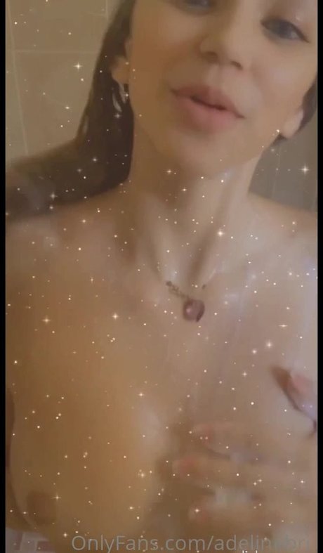 Adelinebri star pornographic image