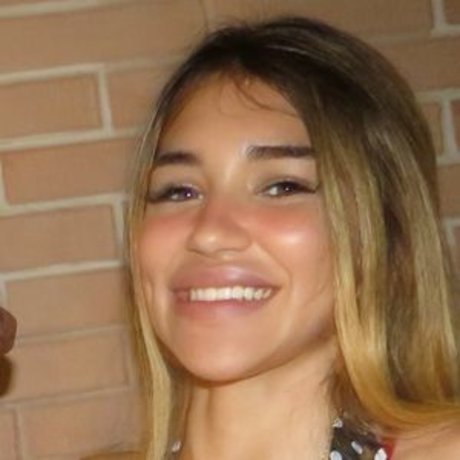 Adelinebri nude actress img