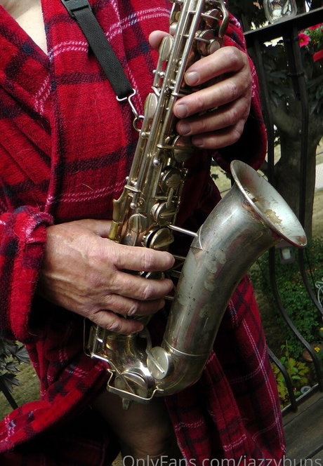 jazzybuns star top gallery