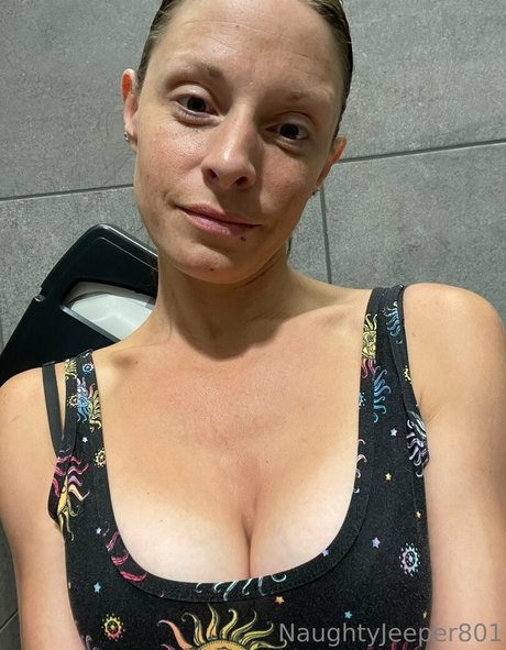 naughtyjeeper801f best actress pic