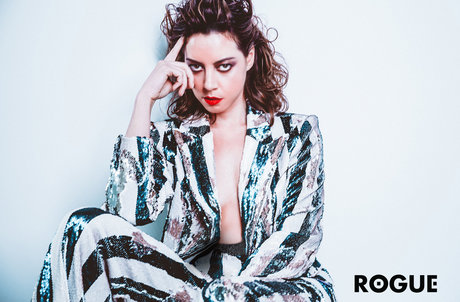 Aubrey Plaza nudes actress photo