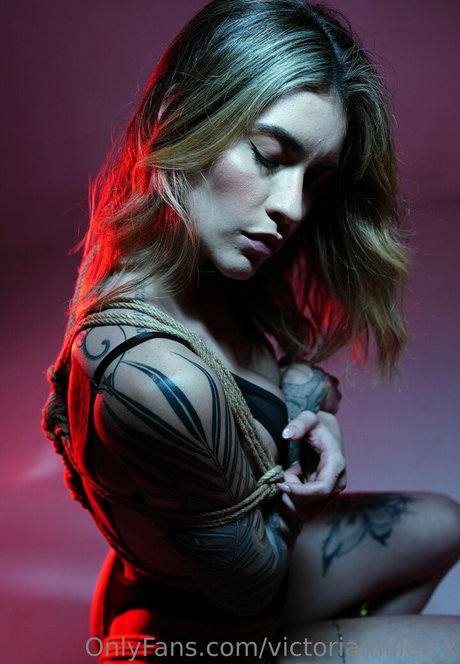 victoriamiller x beautiful star pics