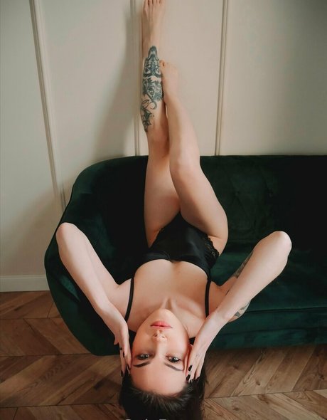 marry land star photo