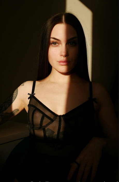 marry land sexy actress archive