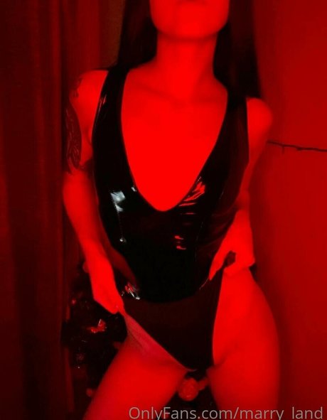 marry land porn model gallery