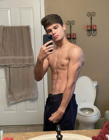 coolestdude898 high quality actress galleries