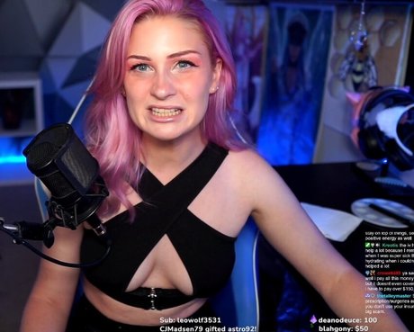 IceTokki star adult photos