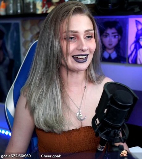 IceTokki pornstar hd photo