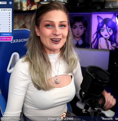 IceTokki sexy star image