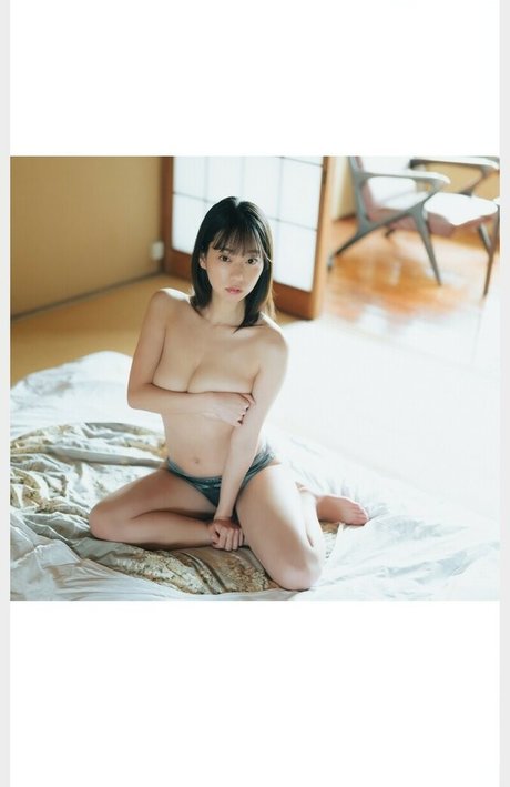 Hikaru Aoyama erotic star pic