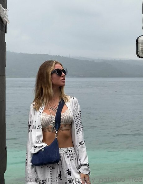 pretty potatoo free model art gallery