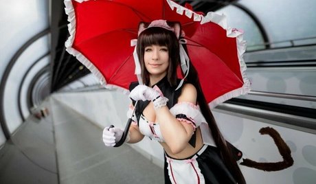 Mimimeow pornstar nude photo