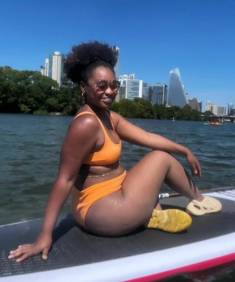 DefinedByKy nude model img