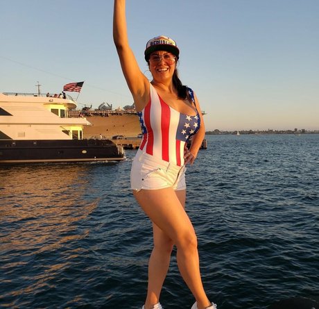 Mexymilf adult actress picture